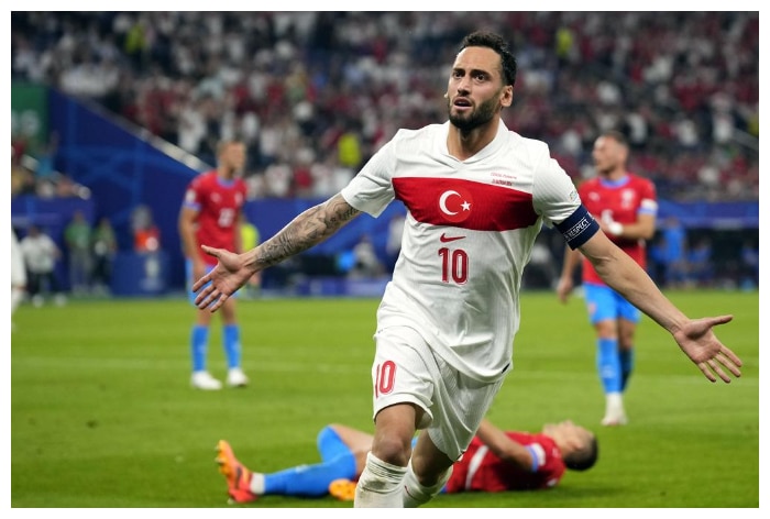 Turkey Edges Into Euro 2024 Round of 16 With Tense 2-1 Win Over Czechia