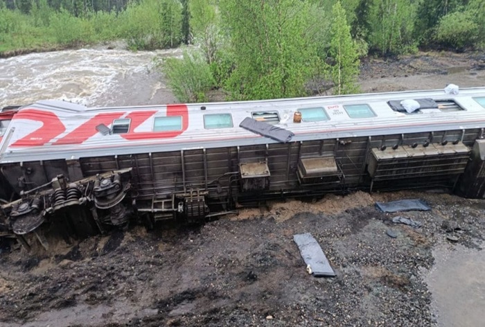 Russia Passenger Train Crash: 70 Injured As 9 Coaches Go Off Track