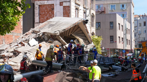 One killed as residential building collapses in Istanbul