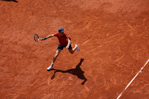 French Open: Jannik Sinner beats Dimitrov to sweep into semis, set to become World No. 1