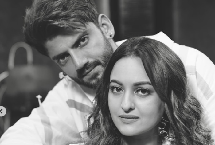 Sonakshi Sinha is All Hearts After She Received Sweetest Birthday Wish From Rumoured Beau Zaheer Iqbal