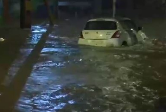 Mumbai Schools Closed: BMC Govt And Private Schools, Colleges to Remain Shut Due to Heavy Rainfall