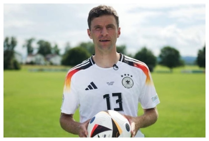 German Star Thomas Muller Announces International Retirement