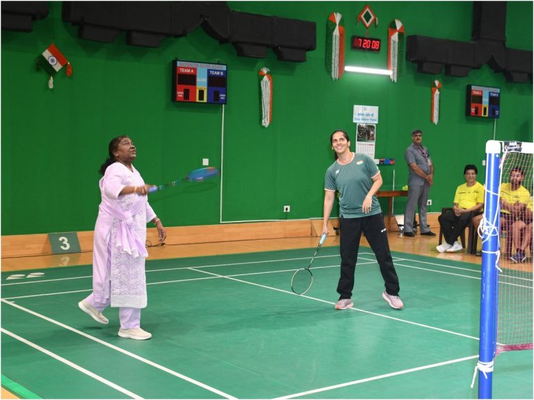 Game On: President Droupadi Murmu Plays Badminton With Ace Shuttler Saina Nehwal | Watch