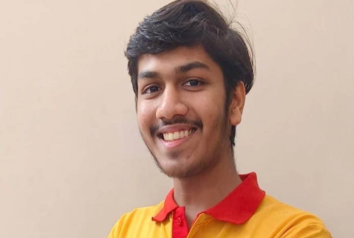 Meet Aditya, Delhi’s Wonder Boy Who Clinched Multiple Gold Medals At Global Science Olympiads And JEE Advance Topper