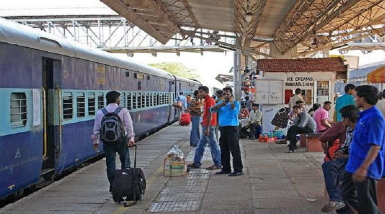 Where are new railway stations being built in the country? Know the complete plan of the government