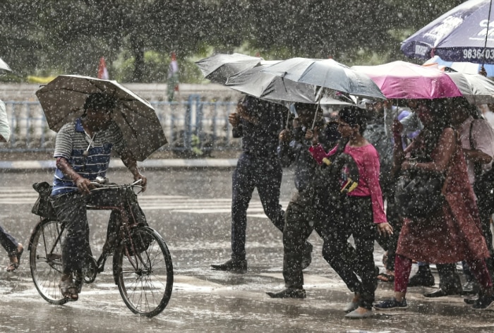 Delhi Weather Update: Heavy Rains, Gusty Winds Likely in National Capital; IMD Issues Yellow Alert