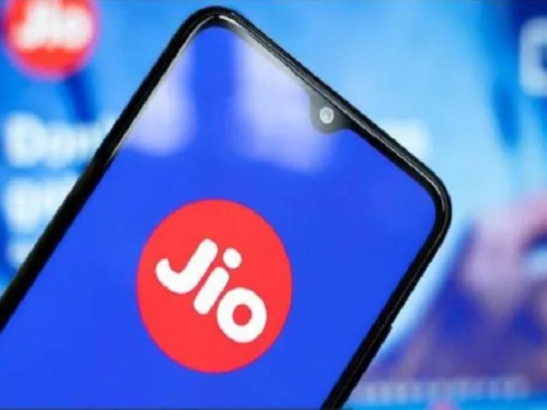 Jio’s Cheapest Recharge With Free Netflix, Jio TV, Calling & Data Plans For 3 Months, Also Introduces Best International Roaming Packs