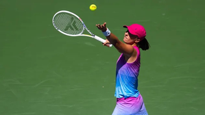 US Open: Swiatek saves triple set point, overcomes  Rakhimova in first round