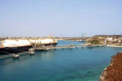 Global LNG markets heading towards significant supply glut, India to benefit