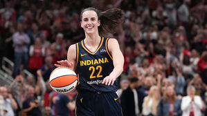 Caitlin Clark caps historic season with WNBA Rookie of the Year award