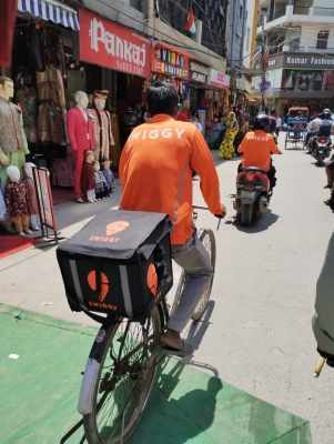 IPO-bound Swiggy clocks Rs 2,350 crore net loss in FY24