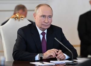 Putin urges quick adoption of law for Far East development areas