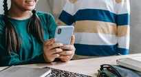 Daily screen time for teens should not exceed three hours: Sweden's health agency