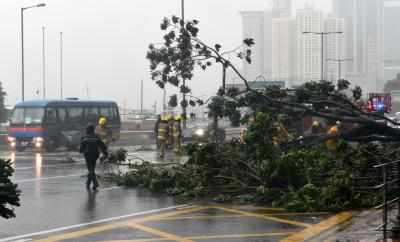 Hong Kong issues major warning as typhoon Yagi draws near