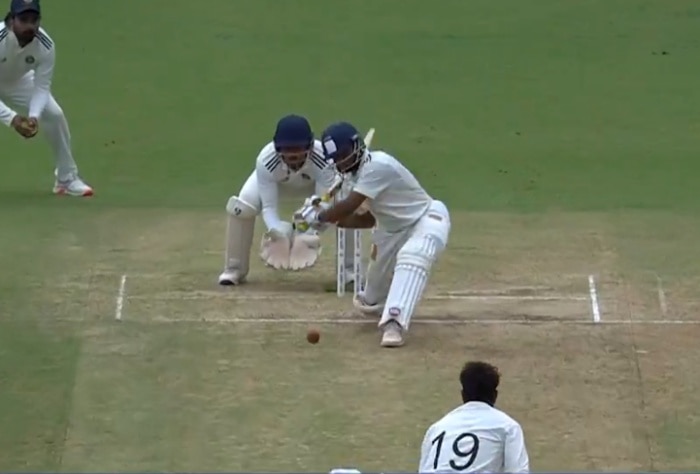 WATCH: Musheer Khan Six Off Kuldeep Yadav Hits M Chinnaswamy Stadium Roof In Bengaluru in Duleep Trophy 2024 Match