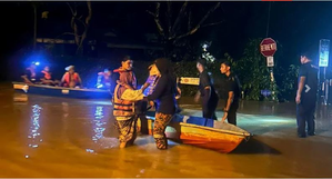 Over 8,000 flood victims evacuated in Malaysia