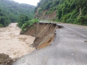 Landslides kill 6, wash away large portion of NH-29 in Nagaland